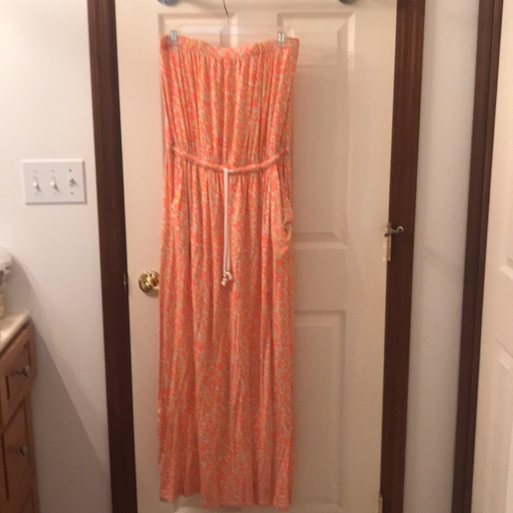 Gap - Picture 3 of 5